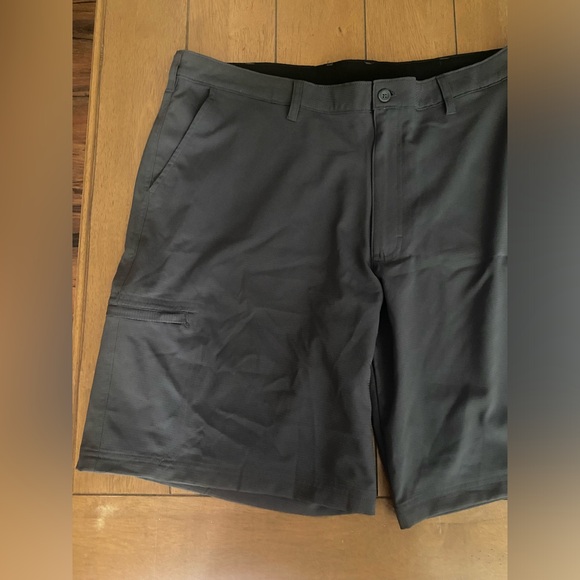 Champion cargo gray shorts with side pockets size 40 - Picture 2 of 9